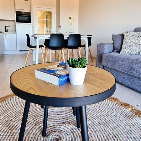 Apartamento Stunning In With Wifi Ostend